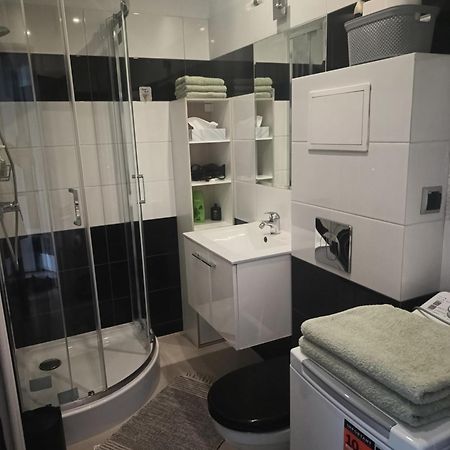 Retro Apartament Blisko Parku Кошалин Екстериор снимка